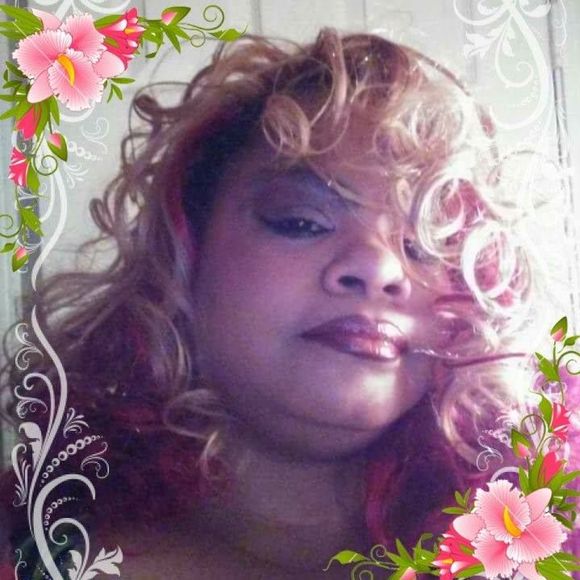 Meet your Posher, Ester - Picture 1 of 1